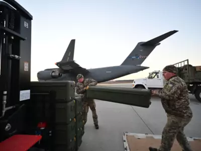 US Approved Aid Package For Ukrain