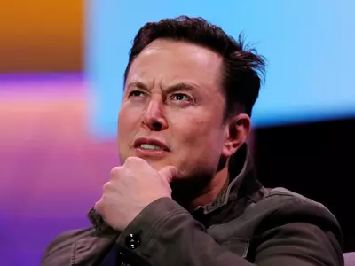 Elon Musk Proposes Reinstating All Suspended Twitter Accounts; Claims Hate Speech Down