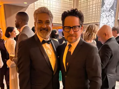 Star Wars Director JJ Abrams Poses With SS Rajamouli, Tells Him He Is A Huge Fan Of 'RRR'