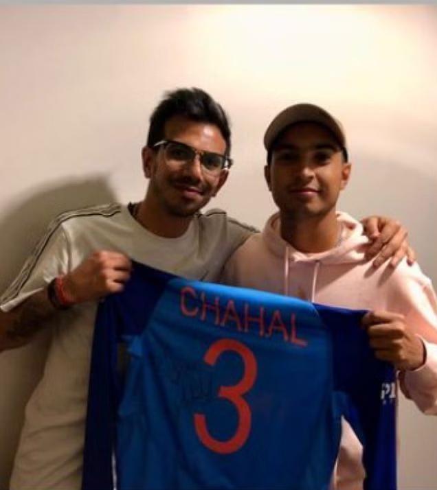 Arshdeep and Chahal gave their Team India jersey to these players as a gift