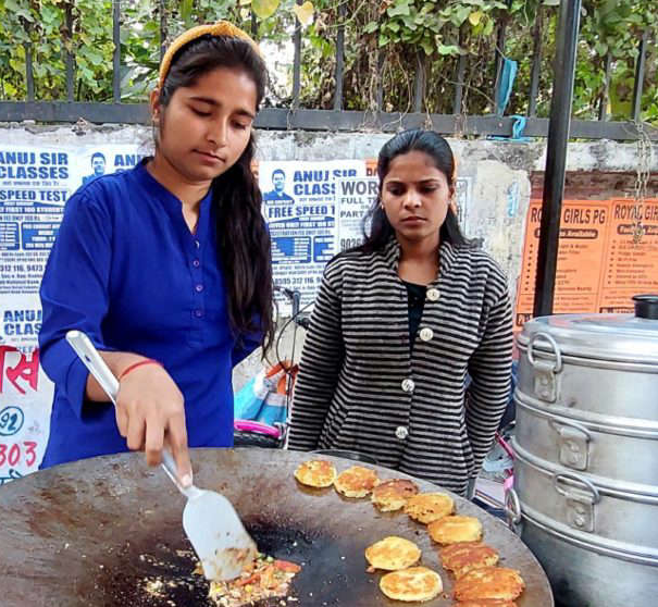 Jyoti Chaat Queen  