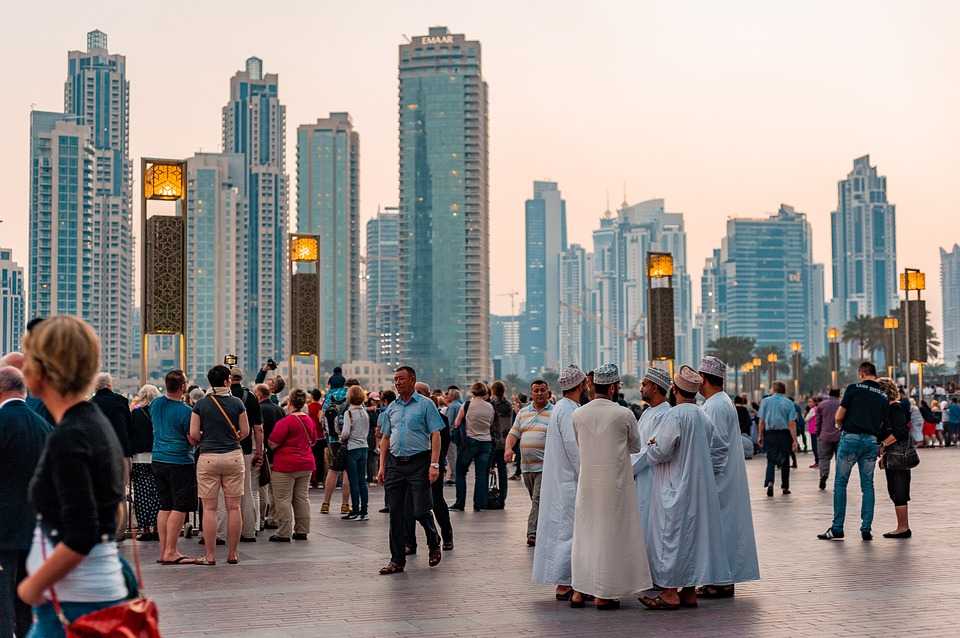 Life In Dubai For Indians: 15 Things To Know Before Moving To The Luxurious  Desert City