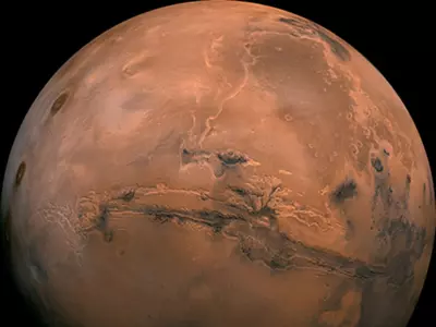 You Can Hear The Mars Meteoroid Crash That Revealed Chunks Of Ice On Red Planet