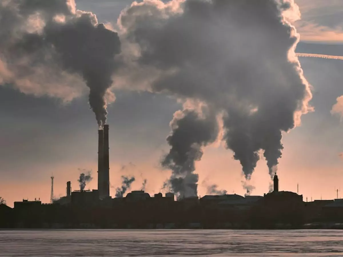 Global Warming: Atmospheric Levels Of CO2, Methane And Nitrogen Shatter Previous Records Global Warming: Atmospheric Levels Of CO2, Methane And Nitrogen Shatter Previous Records