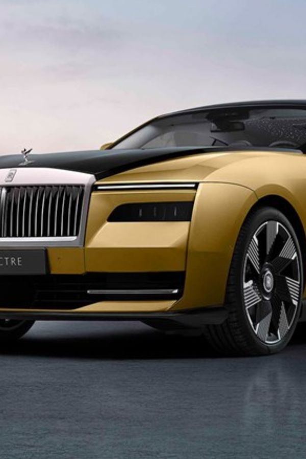 Rolls-Royce Imposes Lifetime Ban On Customers Selling Their Spectre At Profit To Used Car Dealers