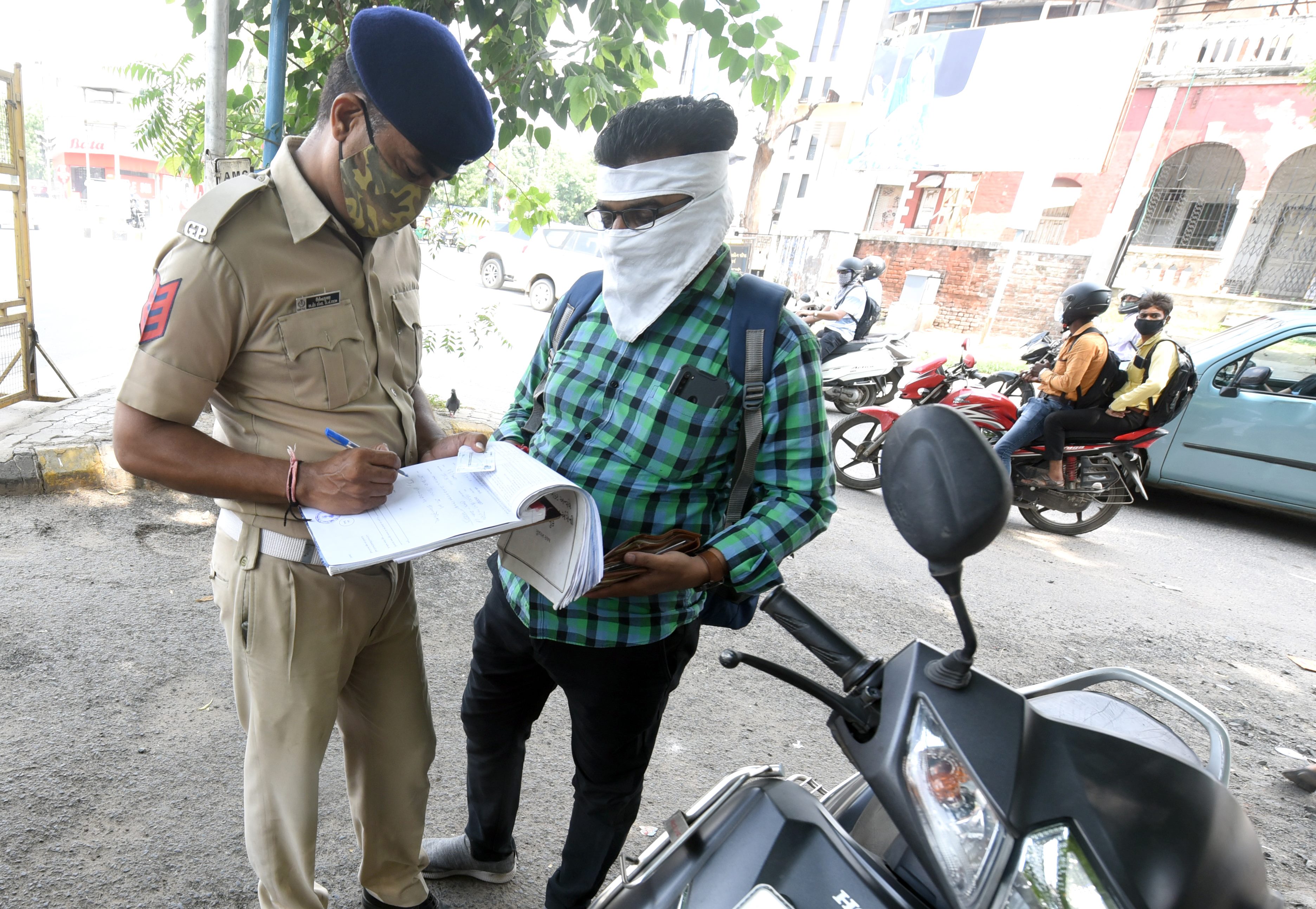 Gujarat Government's Diwali Gift! No Penalty On Traffic Rule Violations