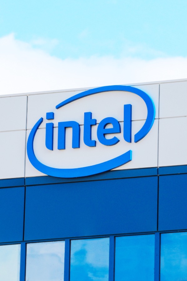 Intel May Layoff 20% Employees