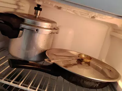 flatmate keeps cooker in fridge