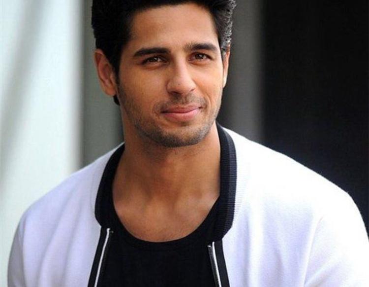 Sidharth Malhotra Opens Up On Seeing Extremes; Confesses Having Good Looks Wasn't Favourable