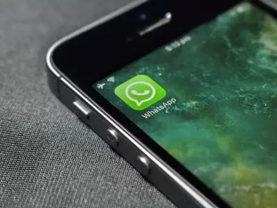 WhatsApp Rolls Out Polls Feature On iOS And Android: Here’s How It Works