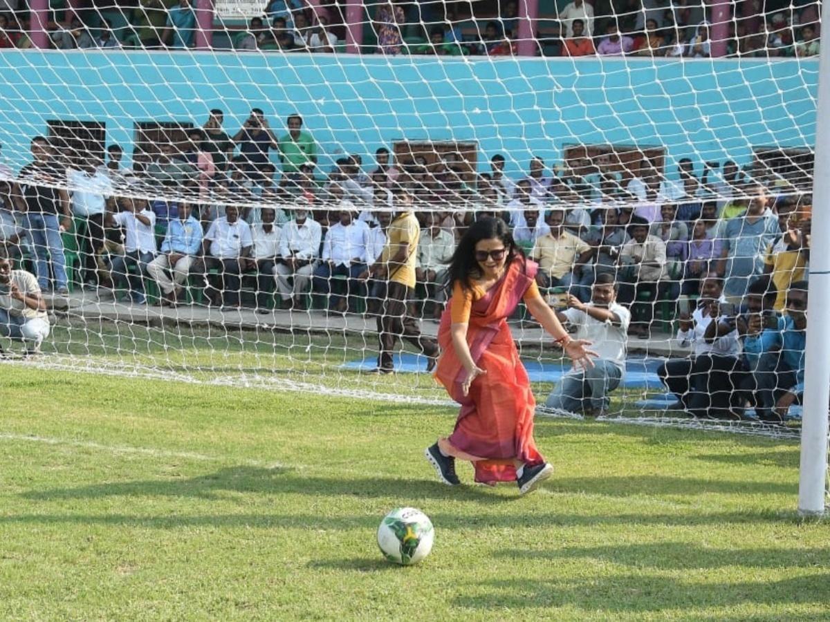 Video: Trinamool Congress MP Mahua Moitra tries to score a goal at football  in sari and sneakers