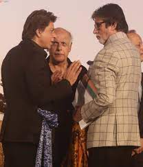 Mahesh Bhatt Recalls How Shah Rukh Khan Treated Him Like A King Despite ...