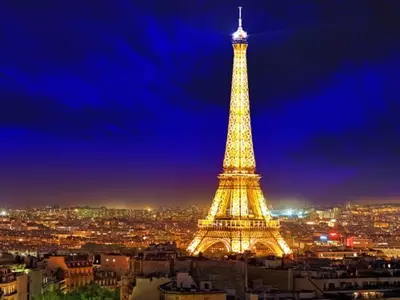 Eiffel Tower's Lights To Turn Off Earlier Than Usual Amid Power Crisis