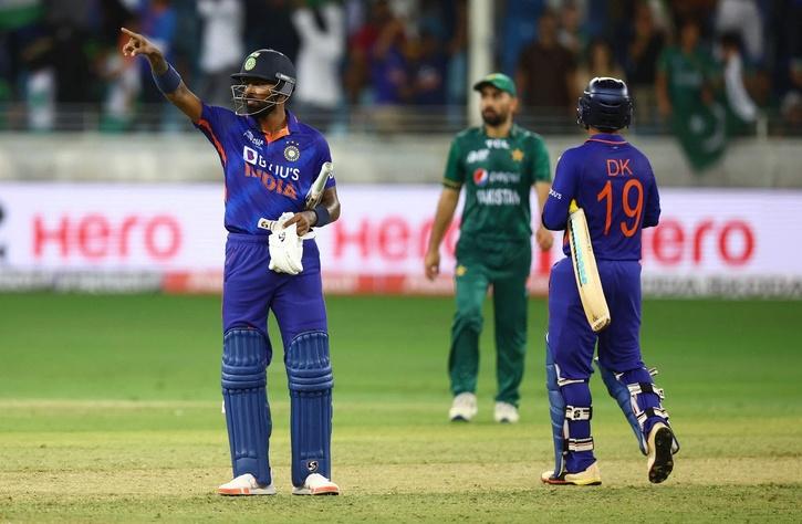 India Vs. Pakistan: Iceland Cricket Creates Hilarious Pitch To Host Match