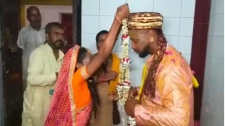 Muslim couple in UP married according to Hindu customs