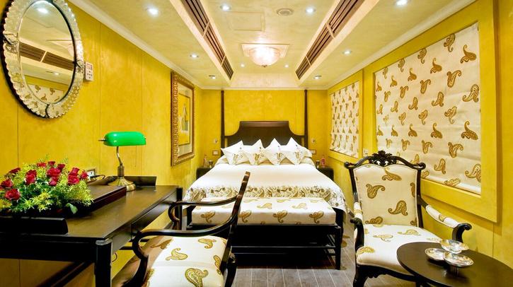 Heritage Palace on Wheels