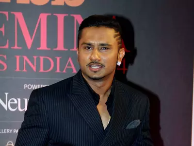 Another controversy surrounds Yo Yo Honey Singh as a man accuses him of kidnapping and assaulting him.