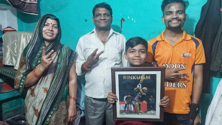 Rinku Singh Family 