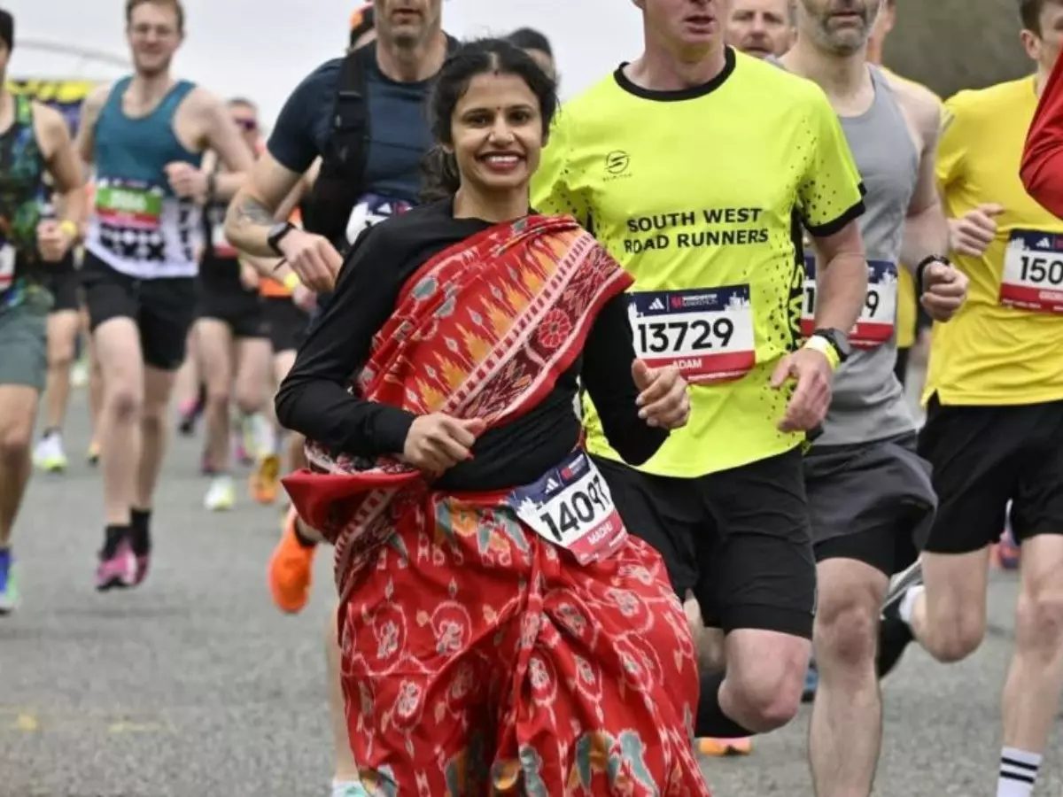 WATCH: UK-based Odisha woman goes viral with saree-clad marathon