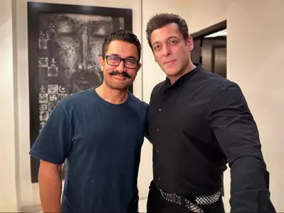 Salman Khan-Aamir Khan Celebrate Eid With A Selfie Together, Fans Say 'Andaz Apna Apna Jodiis'