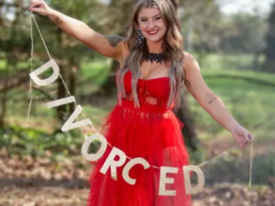 Woman Celebrates Divorce With Photoshoot