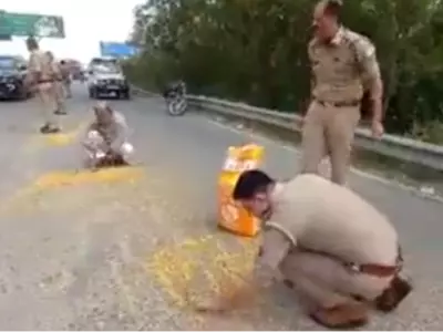 Heartwarming Incident UP Police Help Elderly Man With Spilled Pulses