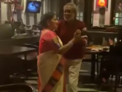 Kolkata Cafe's Viral Video Elderly Couple Dance On Son’s Live Music Proves Age is Just a Number