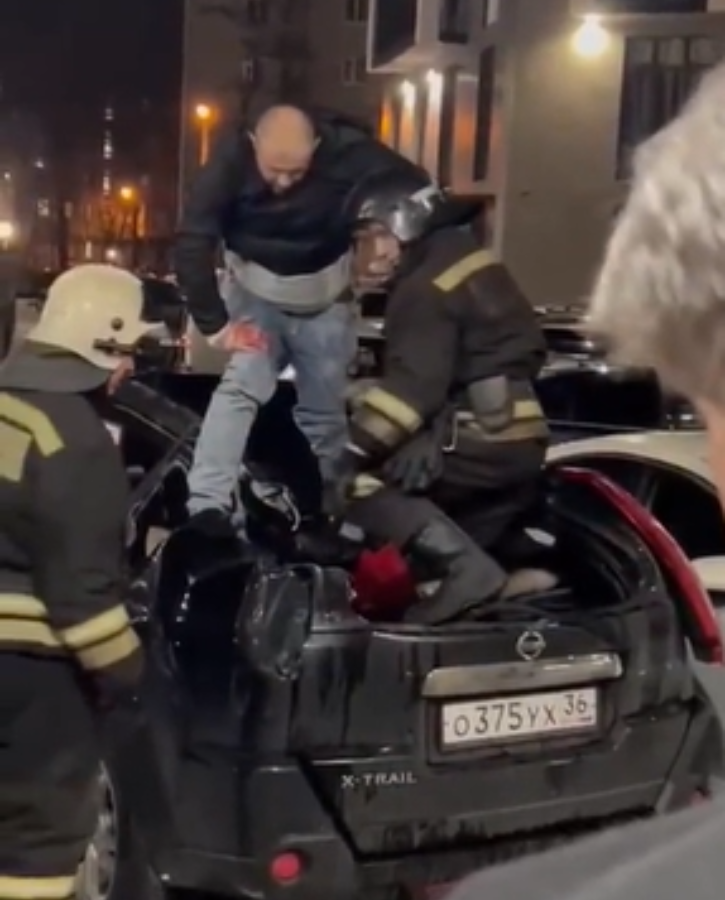 Viral Video Man Survives Fall From 19th Floor