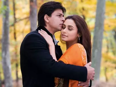 Rani Mukerji Says She Loves Romancing SRK & Wants To Continue Doing That Even When She’ll Be 80