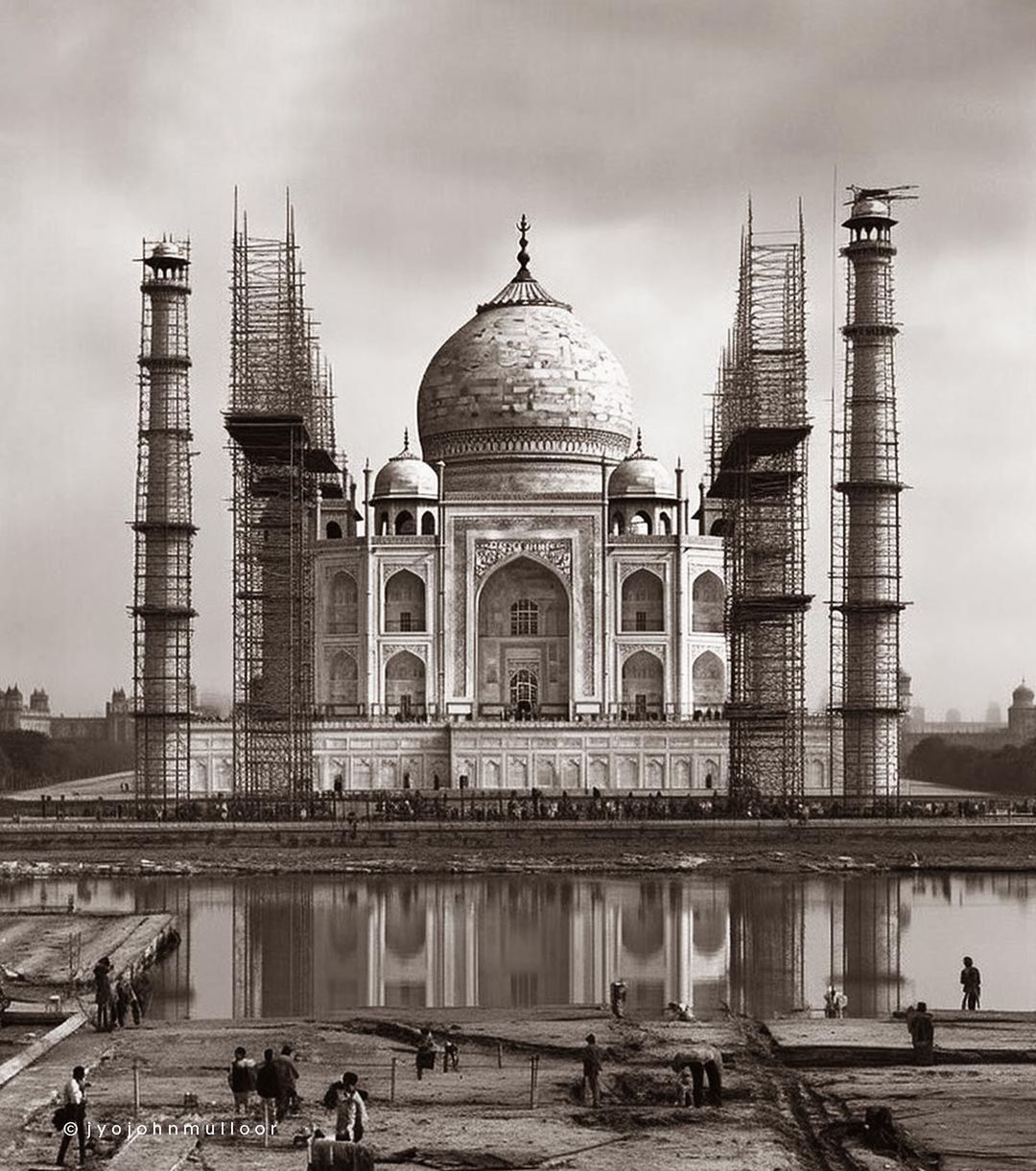 making of Taj mahal AI pics 