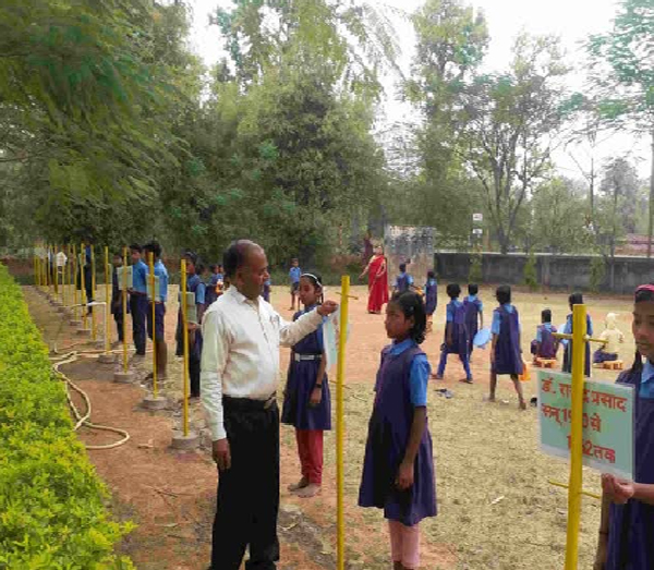 a principal from Chhattisgarh changed the structure of the government school