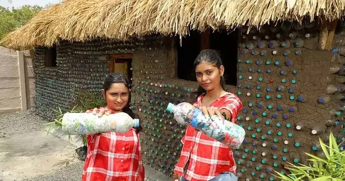 Two friends built a special house with cow dung, soil and plastic bottles