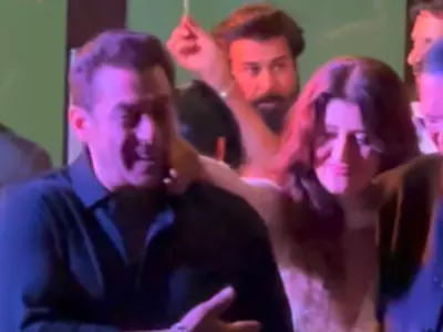 Salman Khan and Sangeeta Bijlani's viral video in which his ex-flamed punched him playfully and he smiles big is going viral. 
