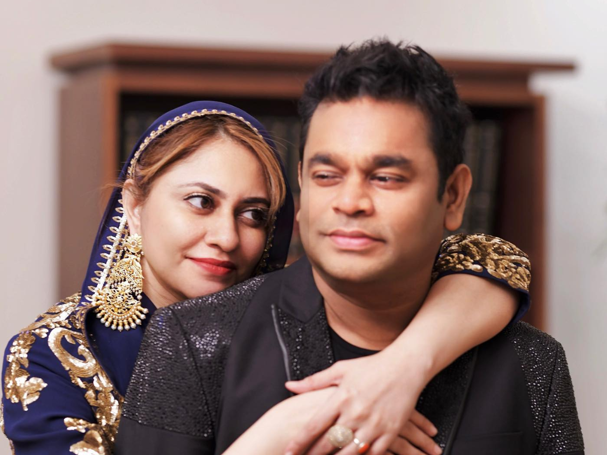 Video Of AR Rahman Asking His Wife Saira Banu To Speak In 'Tamil Not ...