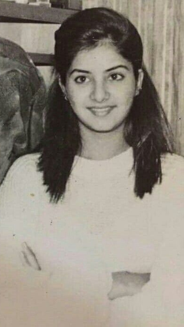 Rare And Unseen Pictures Of Divya Bharti