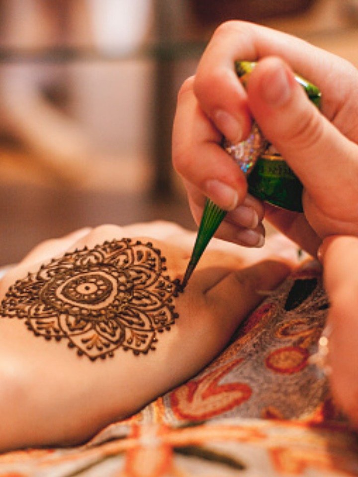 Latest Arabic Henna Designs For Wedding Season And Festivities