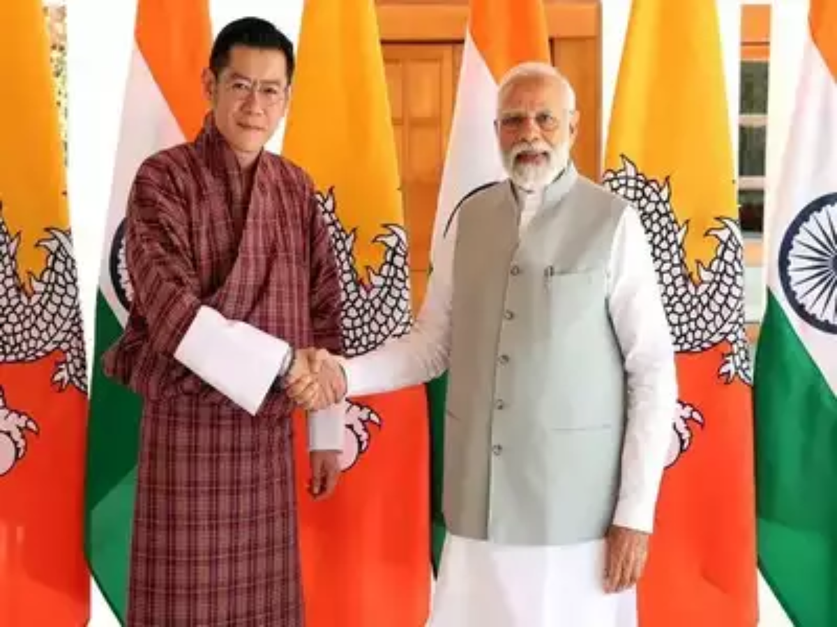 Бутан индия. Джигме Кхесар Намгьял Вангчук. Индия и Китай. Король бутана. Бутан и Индия.