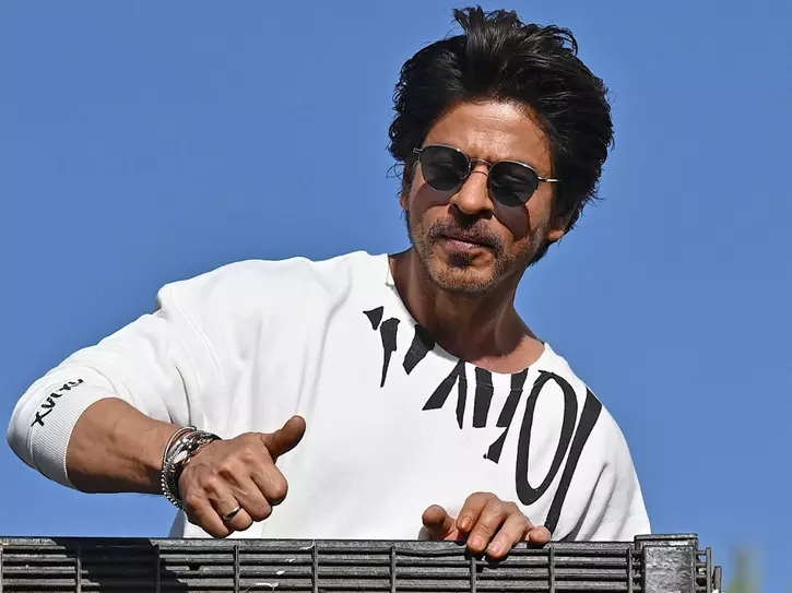 Celebs Who Own A Piece Of Land On The Moon And Its Cost shah-rukh-khan-from-shahrukh-khan-to-sushant-singh-rajput-famous