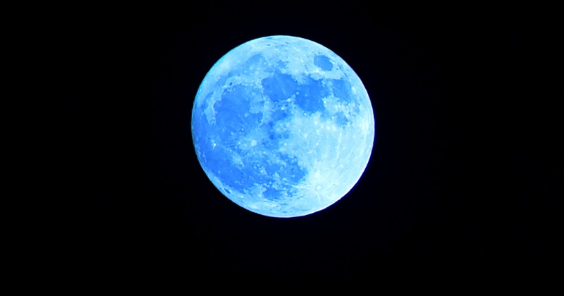 Rare Super Blue Moon 2023 Illuminated The Sky See Pics 8331