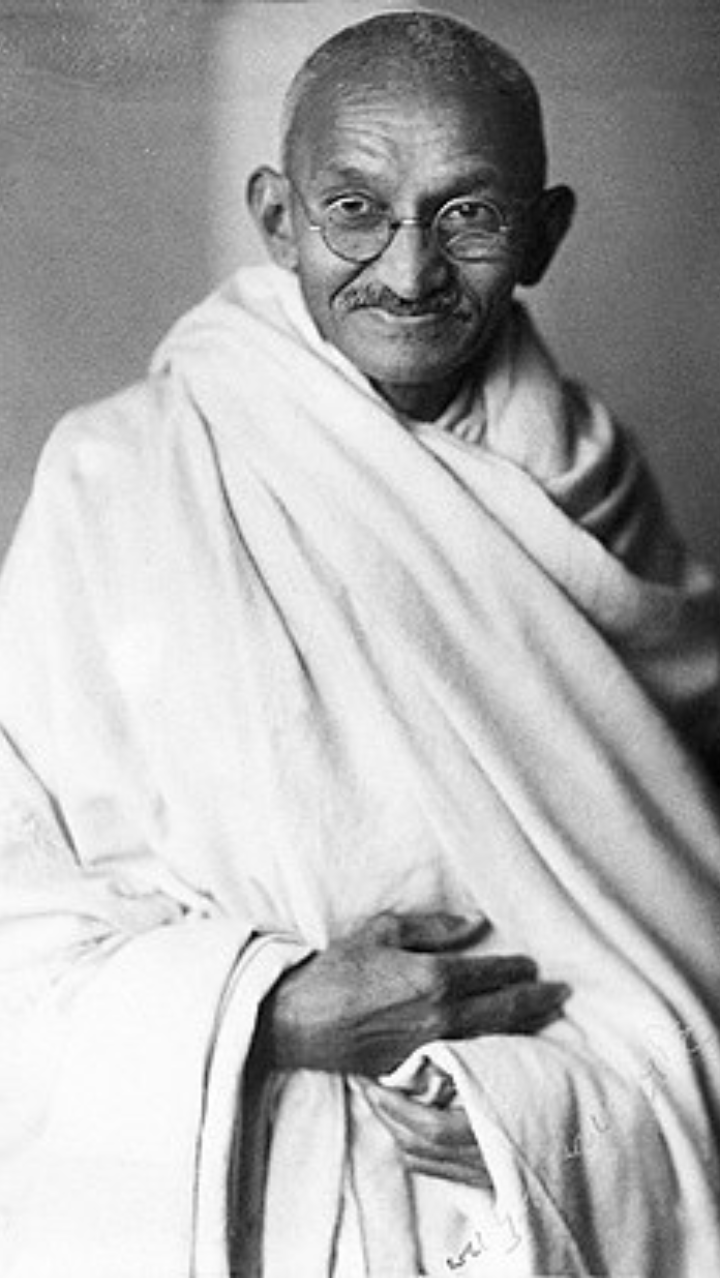 Top 100+ Quotes By Mahatma Gandhi in Hindi