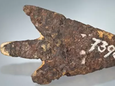 A Bronze Age Arrowhead Made Of 'Alien Metal' Has Been Discovered By Archaeologists