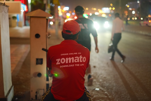 Ahmedabad Customer Charged Rs 60 For Food Container, Zomato Responds