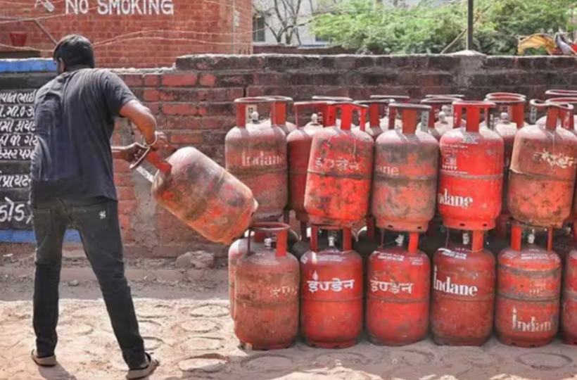 Centre Slashes LPG Cylinder Prices By ₹200, Raksha Bandhan Special 89 Rs 200