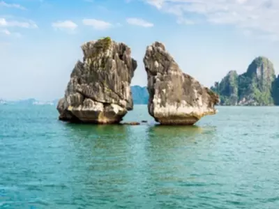 The Iconic 'Kissing Rocks' Of Vietnam Are At Risk Of Collapse