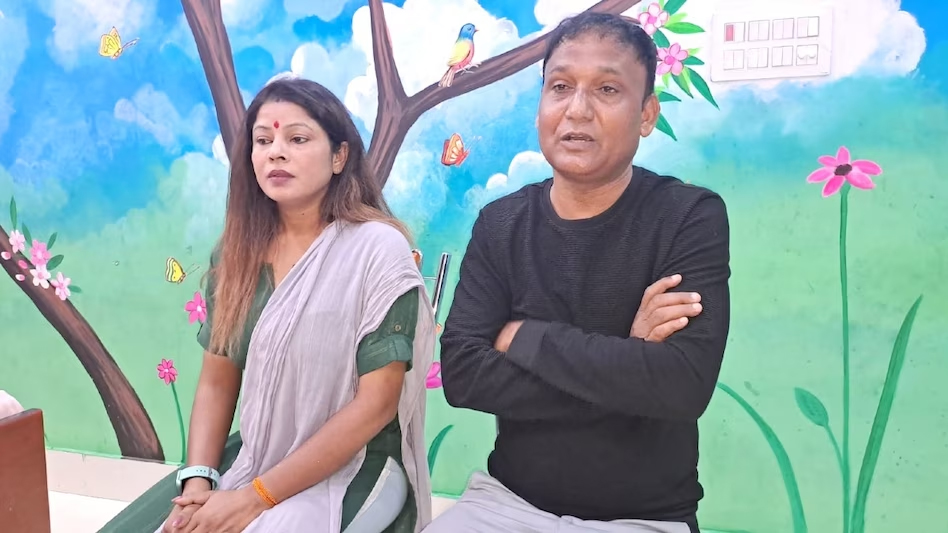 Wife sold her jewelry to make her husband a teacher