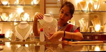 "Your Account Has Been Credited With...", Delhi Jeweller Loses Rs 3 Lakh In SMS Scam