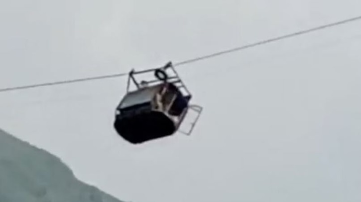 6 Children Among 8 Trapped Mid-Air In Cable Car In Pakistan, Rescue ...