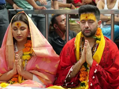 Parineeti Chopra And Raghav Chadha Offer Prayers At Mahakaleshwar Temple In Ujjain Ahead Of Their Wedding
