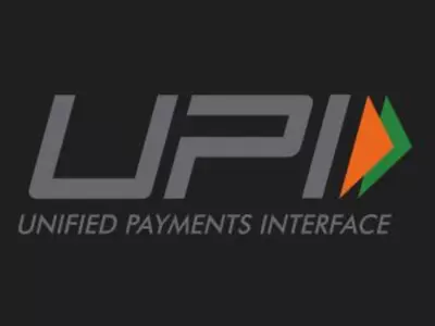 PM Modi Explains UPI Digital Payments System To French President Macron At Jaipur Shop