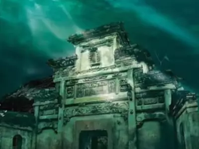 Atlantis Of The East A 600-year-old City In China That Has Been Preserved To The Best Of Its Ability